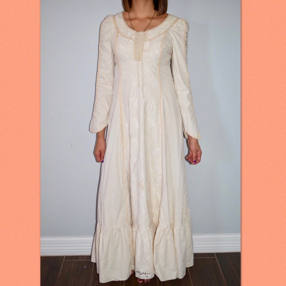 ‼️❗️SOLD❗️‼️70’s Gunne Sax maxi dress